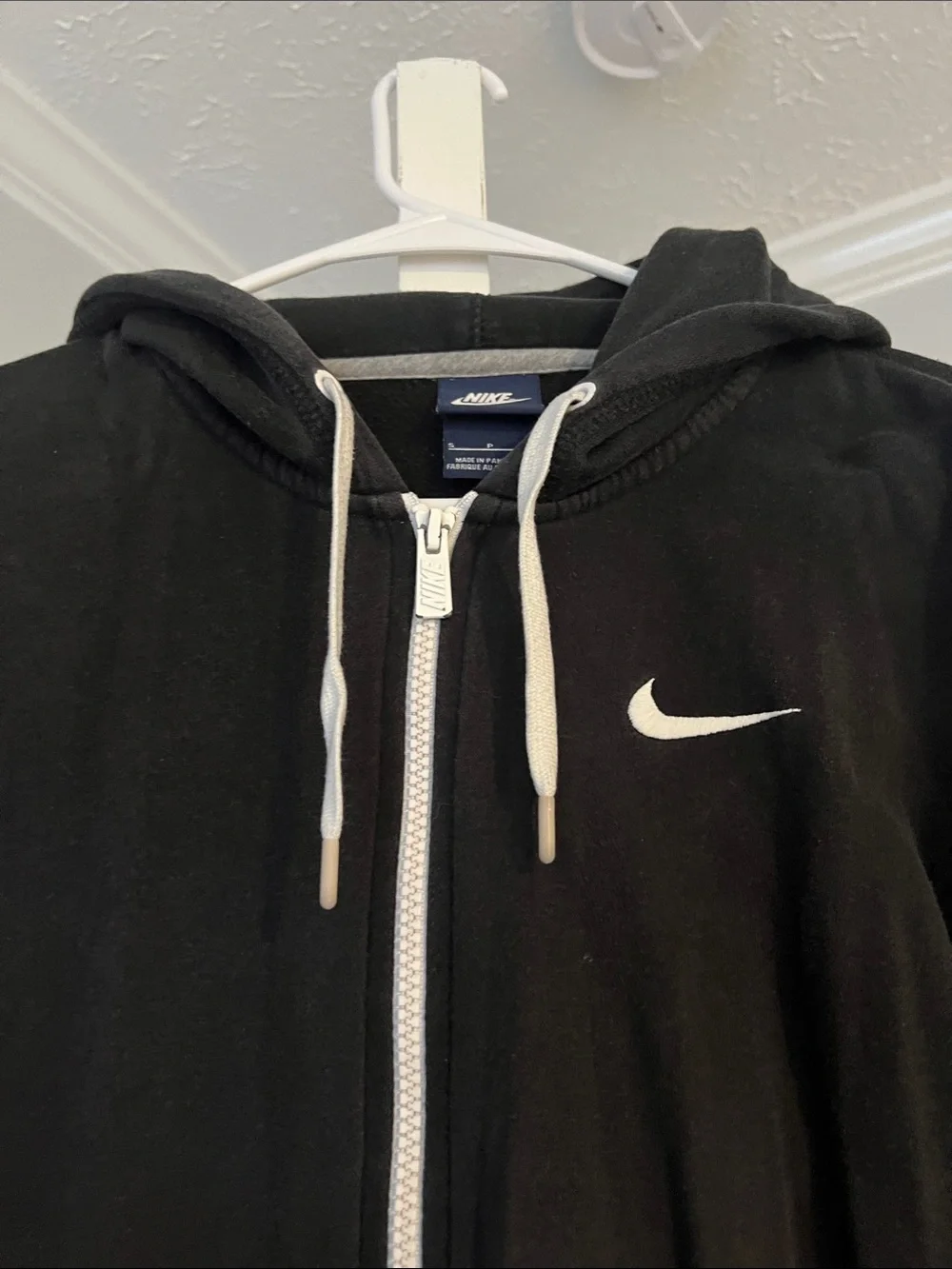 Nike classic zip